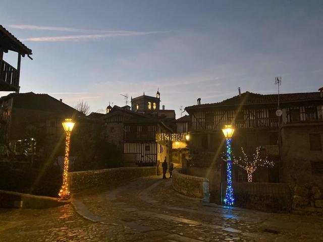 121221 puente ilumi.jpeg